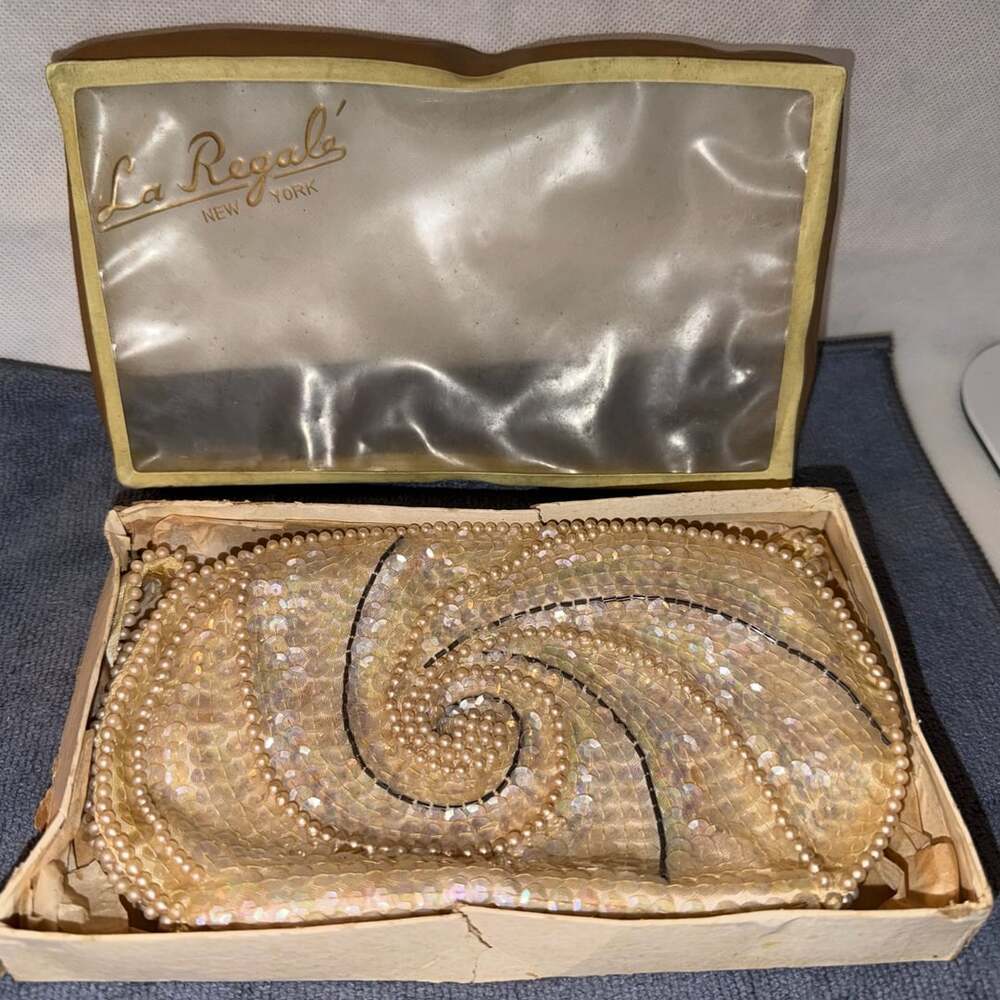 Vintage La Regale New York Beaded and Sequined Clutch Purse with Original Box